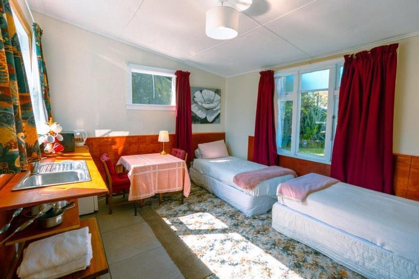 Brunnerton Lodge And Backpackers Greymouth Eksteriør billede