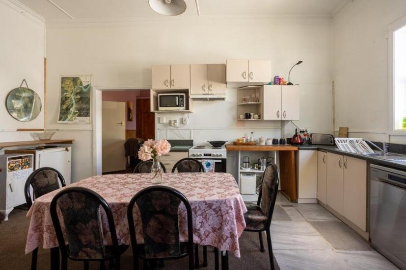 Brunnerton Lodge And Backpackers Greymouth Eksteriør billede