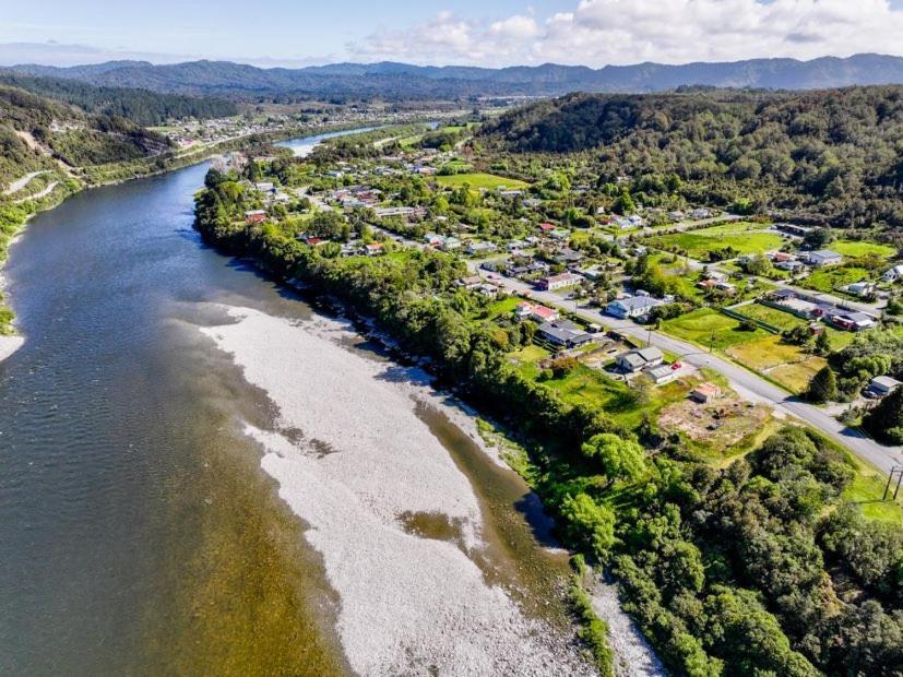 Brunnerton Lodge And Backpackers Greymouth Eksteriør billede